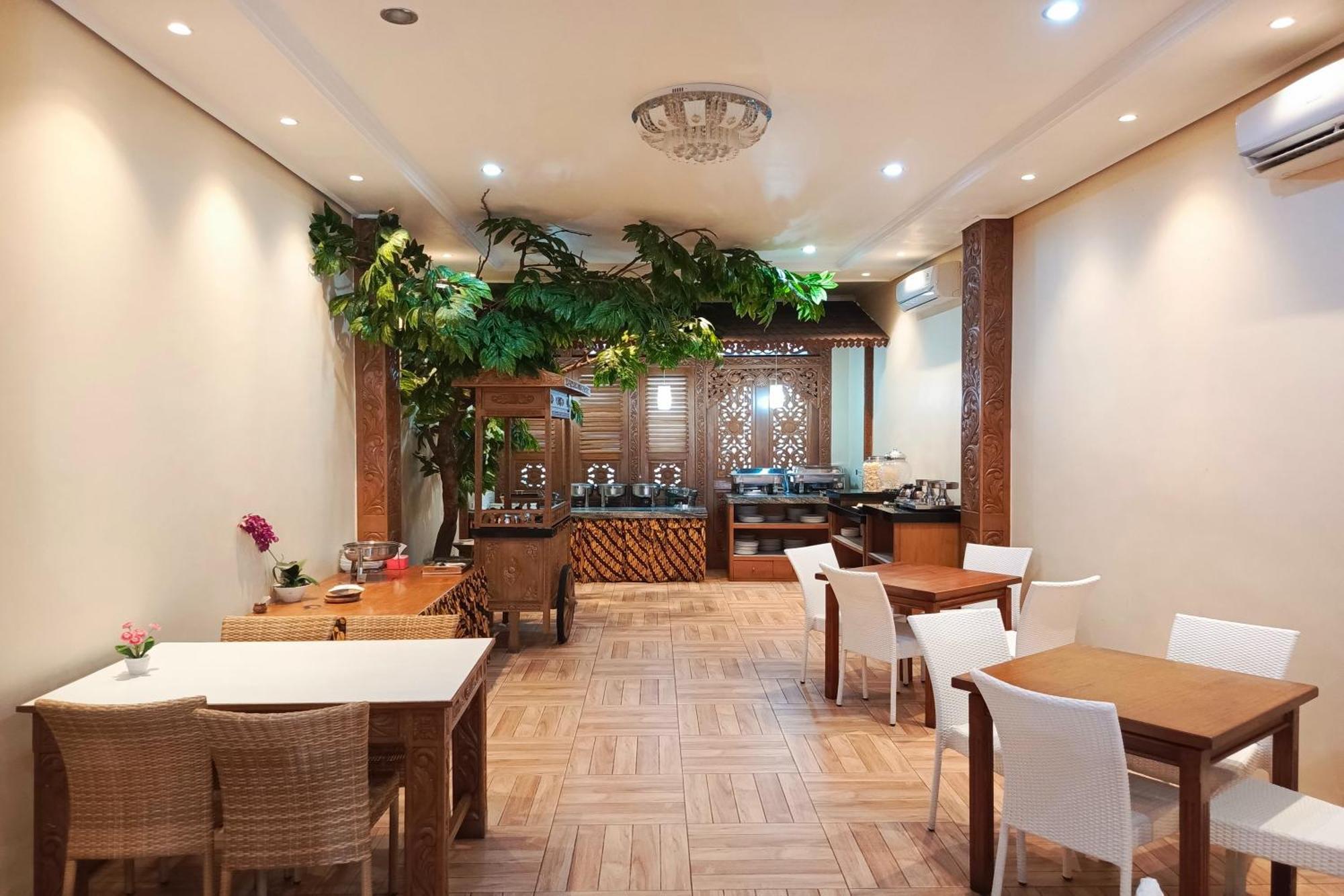 Java Capsule Hotel Malang Bagian luar foto
