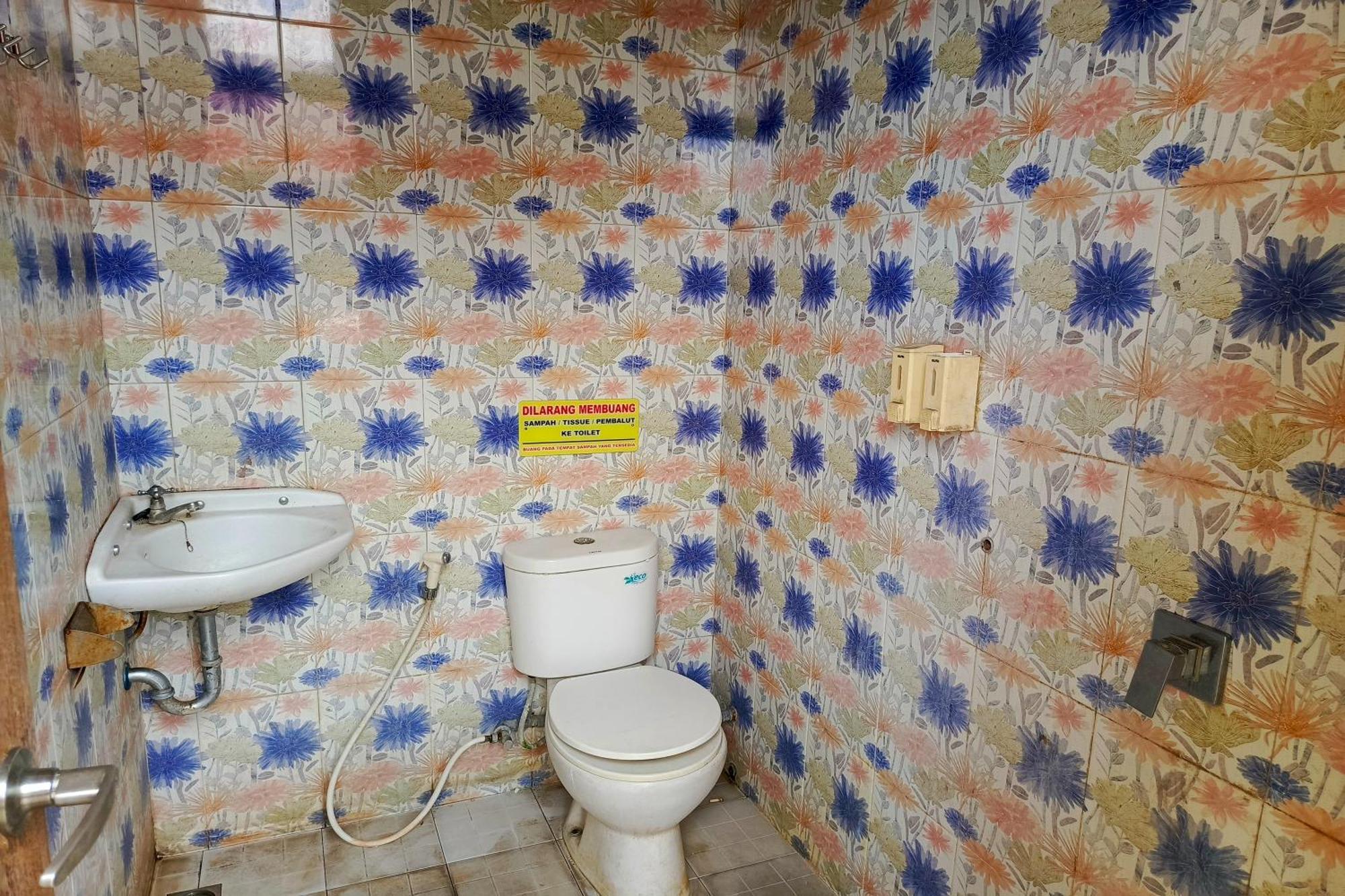 Java Capsule Hotel Malang Bagian luar foto